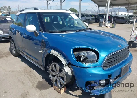 2018 Mini Countryman Cooper из США, поврежденный, VIN WMZYS7C30J3E07458